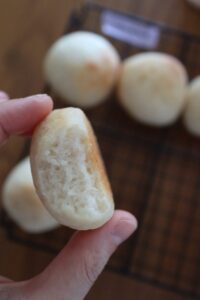 米粉パン(アルファ米粉・こんにゃくマンナン)
