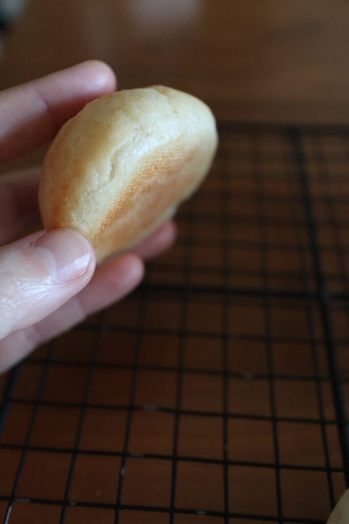 米粉パン(アルファ米粉・こんにゃくマンナン)